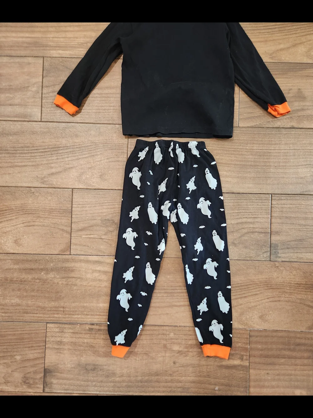 Kids ghost pajama set Kids Black & Orange Ghost Pajama SetUnisex Size 7
